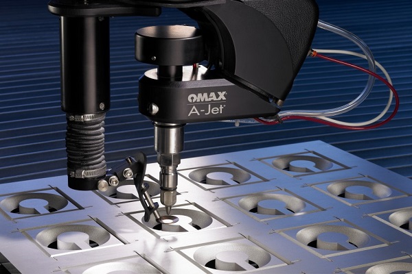 urządzenie do cięcia wodą